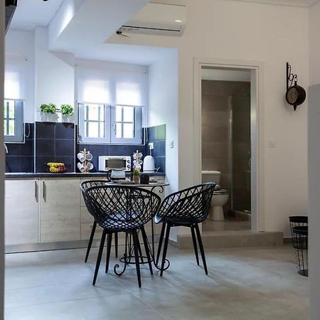 Apartamento Ifaistos Luxury Flat Psyrri Square Atenas Exterior foto