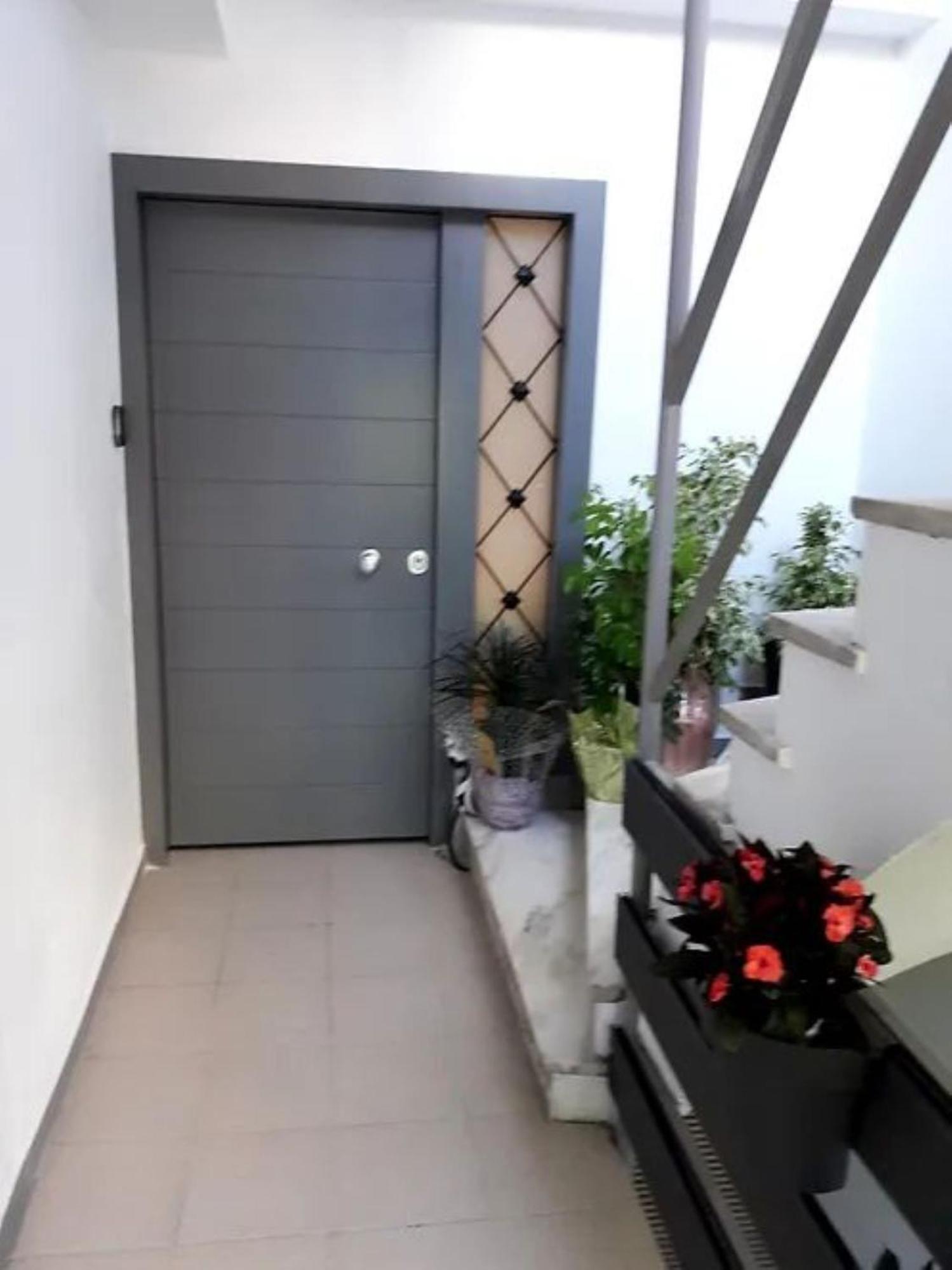 Apartamento Ifaistos Luxury Flat Psyrri Square Atenas Exterior foto